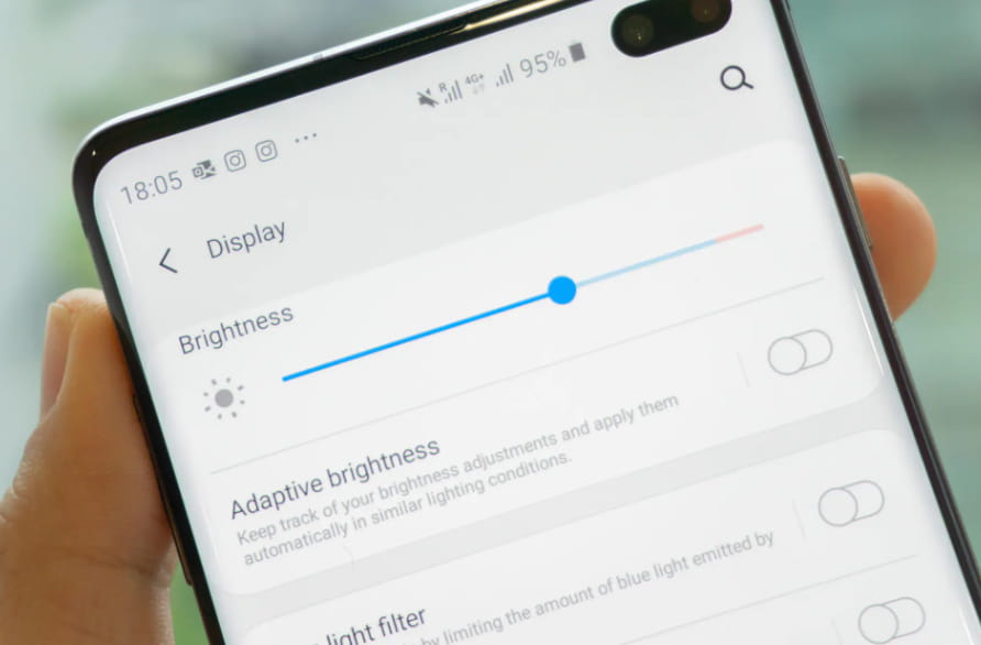 brightness screen phone mengatasi baterai boros